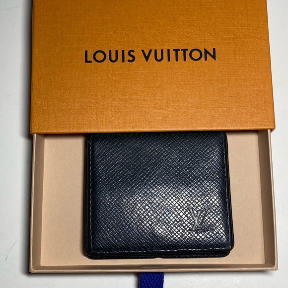 GENUINE LOUIS VUITTON Taiga Coin Case AUTHENTIC Made in France - Picture 6 of 14